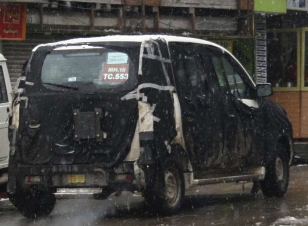 2011_Mahindra_Xylo_Small_Car 2011_Mahindra_Xylo_Small_Car