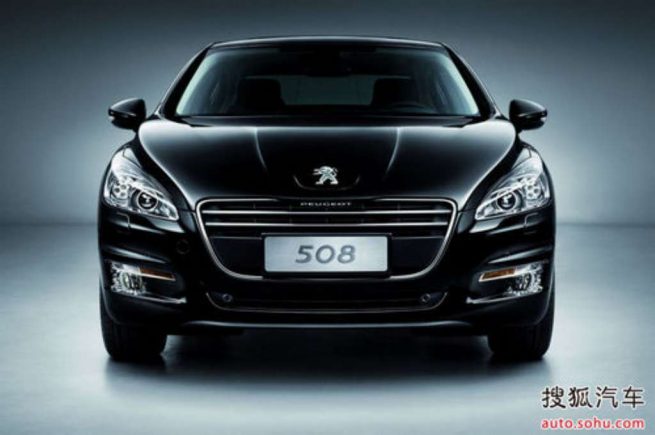 2011_Peugeot_508_Sedan