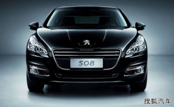 2011_Peugeot_508_Sedan