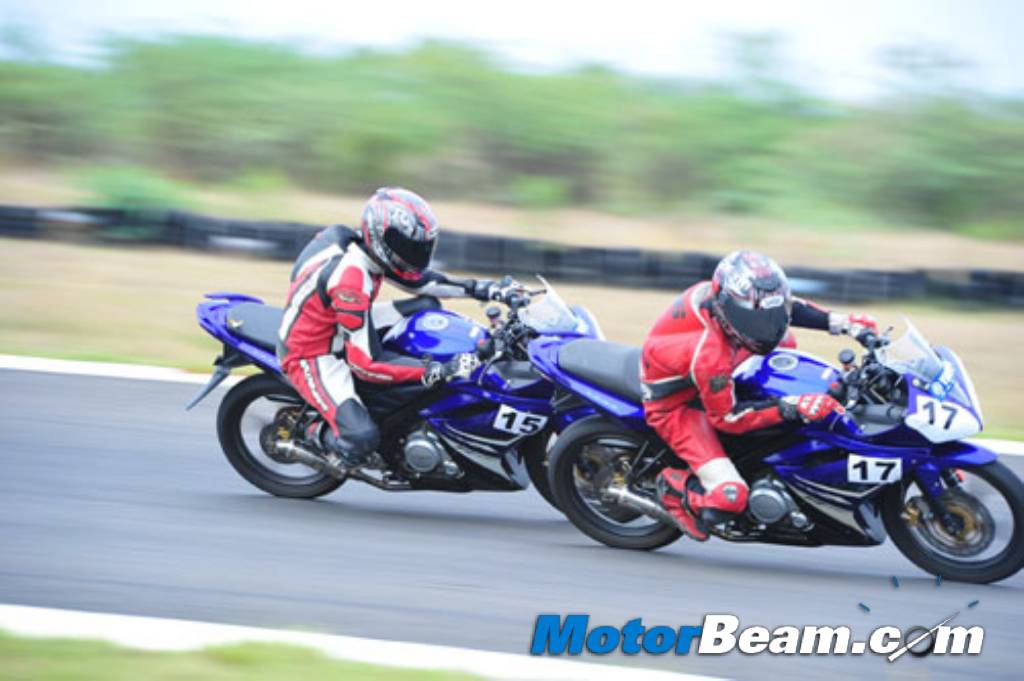 2011_Yamaha_R15_Race 2011_Yamaha_R15_Race