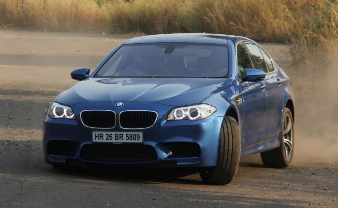 2012 BMW M5 Road Test