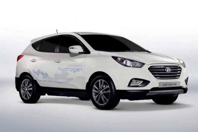 2012 Hyundai ix35 Fuel Cell Paris Motor Show