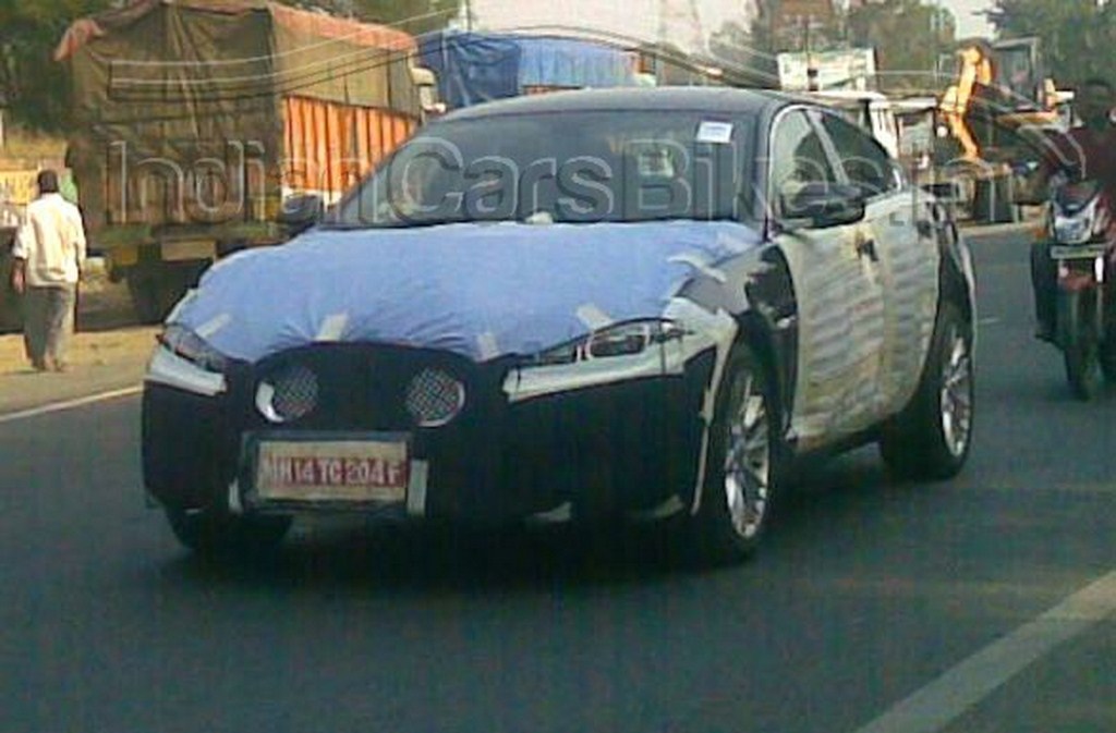 2012 Jaguar XF Spyshot