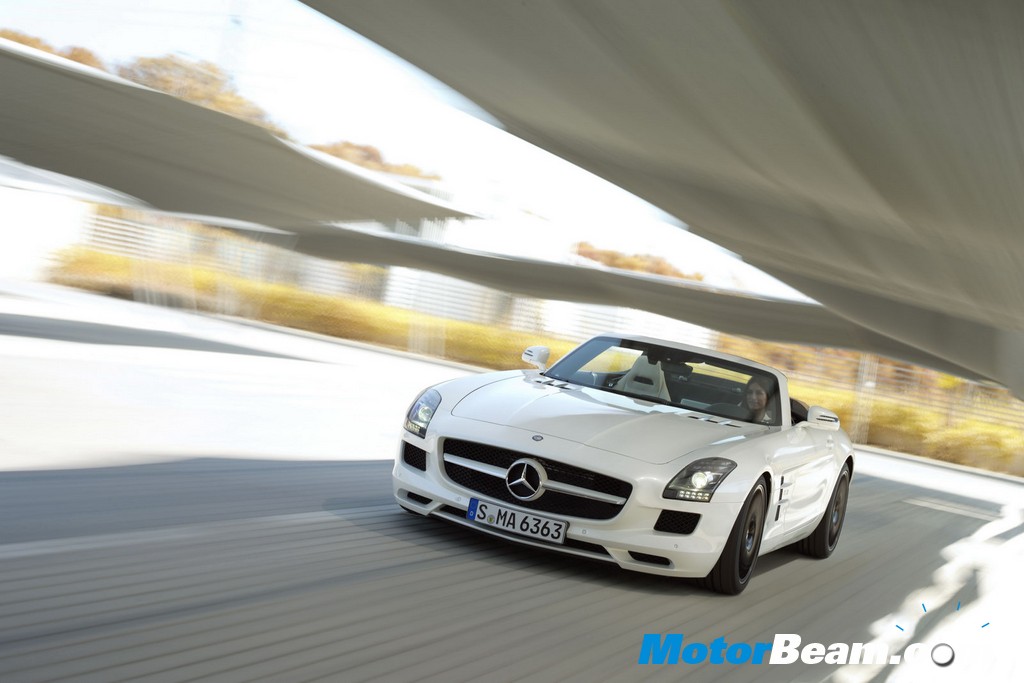 Mercedes Benz SLS AMG Roadster front