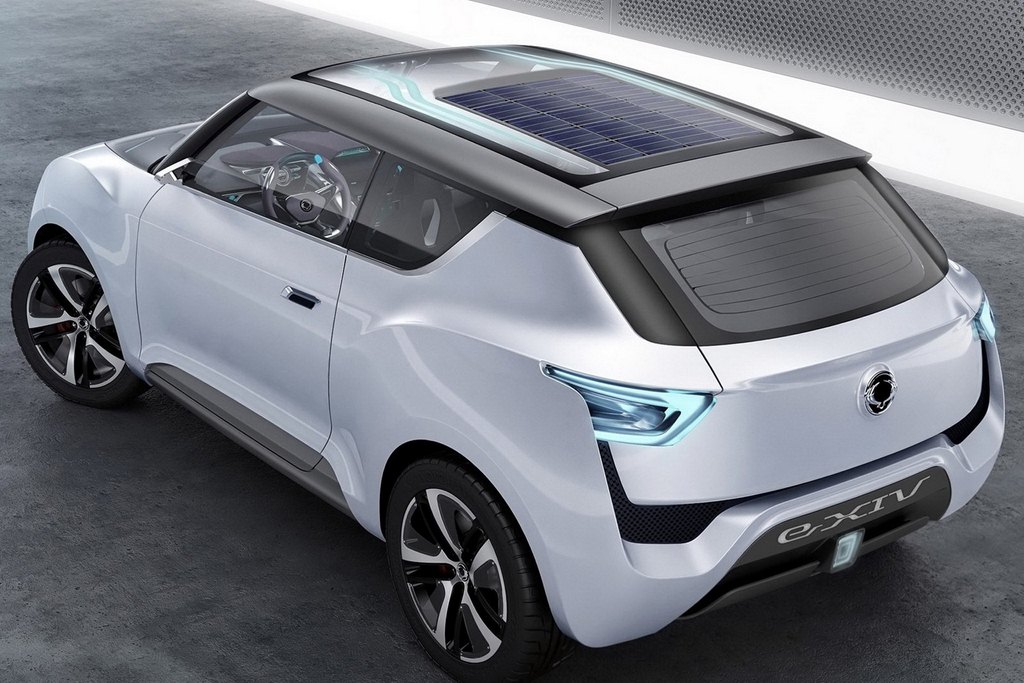 2012 SsanYong eXIV Roof