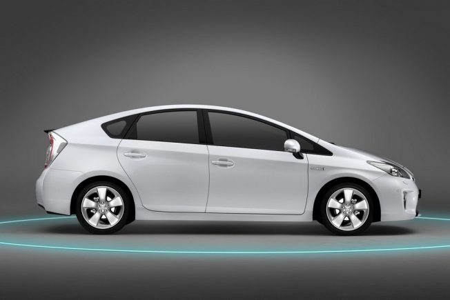 2012 Toyota Prius side