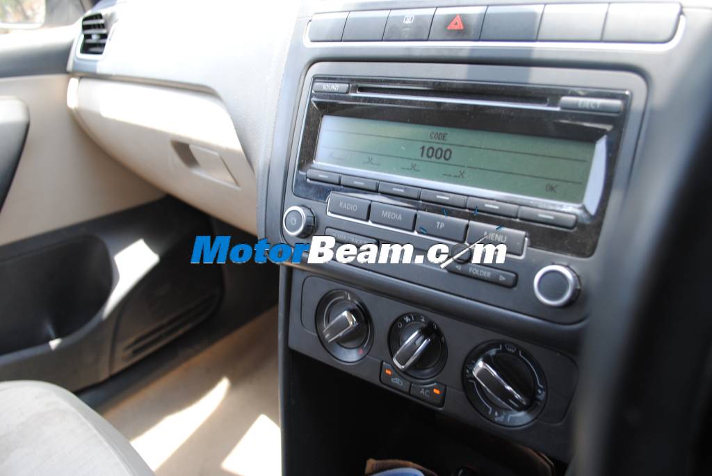 2012-Volkswagen-Polo-India-Audio_System 2012-Volkswagen-Polo-India-Audio_System