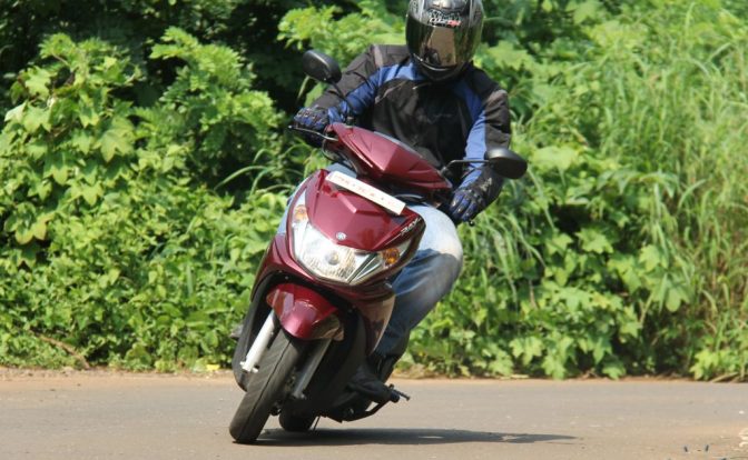 2012 Yamaha Ray Road Test