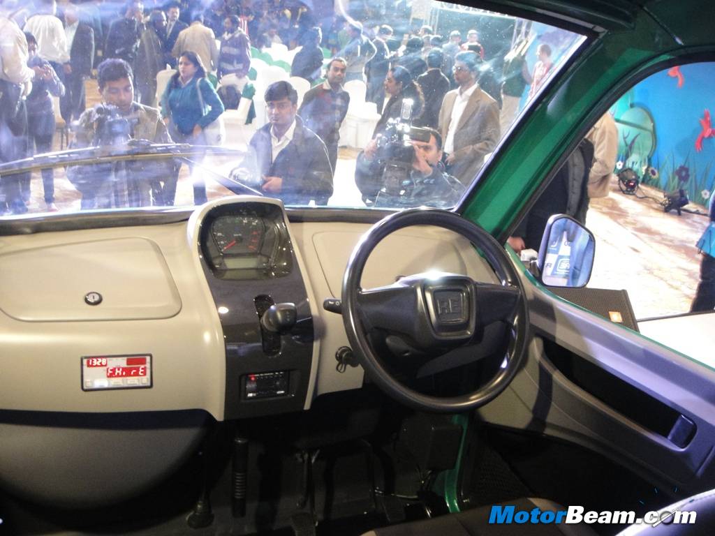 2012 Bajaj RE60 Interior