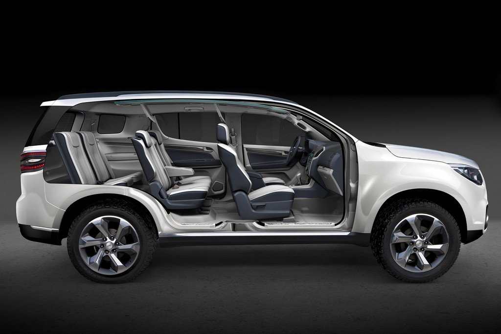 2012 Chevrolet Trailblaizer side cut