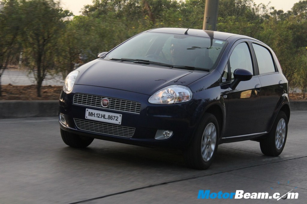 2012_Fiat_Grande_Punto_Exteriors_2 2012 Fiat Grande Punto Exteriors