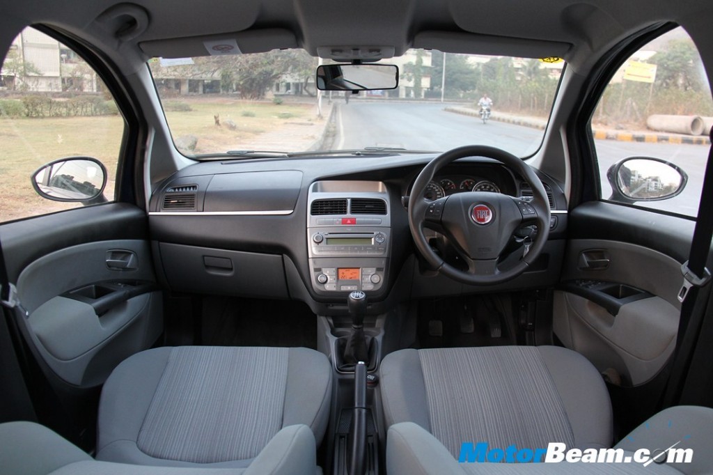 2012_Fiat_Grande_Punto_Interiors 2012 Fiat Grande Punto Interiors