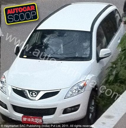 2012 Haval H5 spy shot front