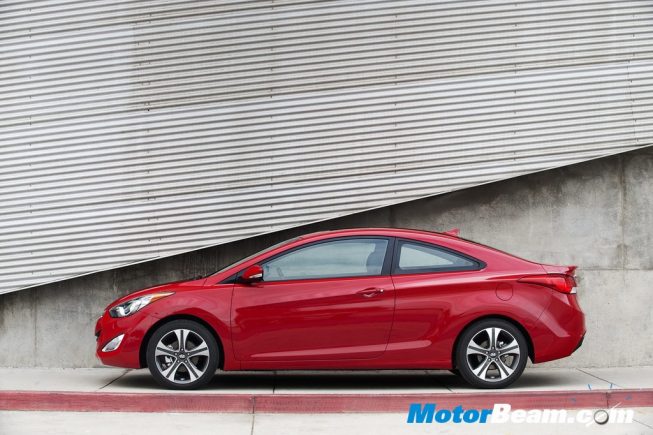 2012 Hyundai Elantra coupe side
