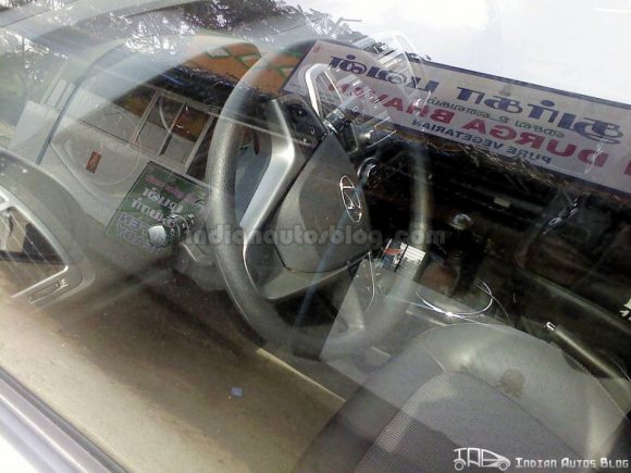 2012 Hyundai i20 Facelift Dashboard