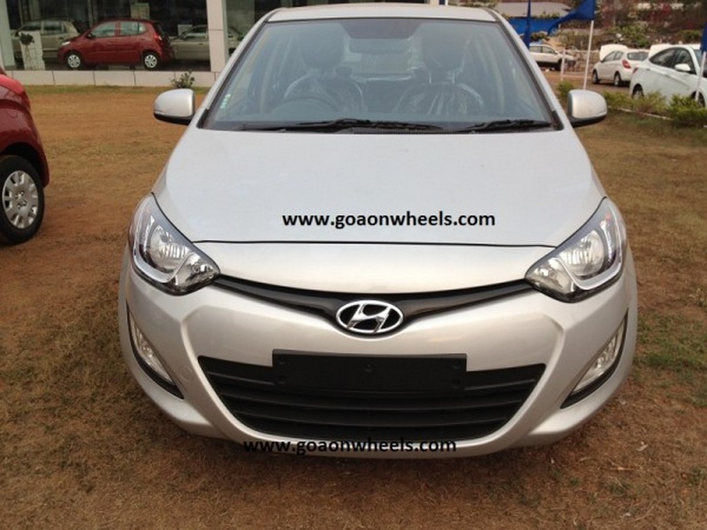 2012 Hyundai i20 front