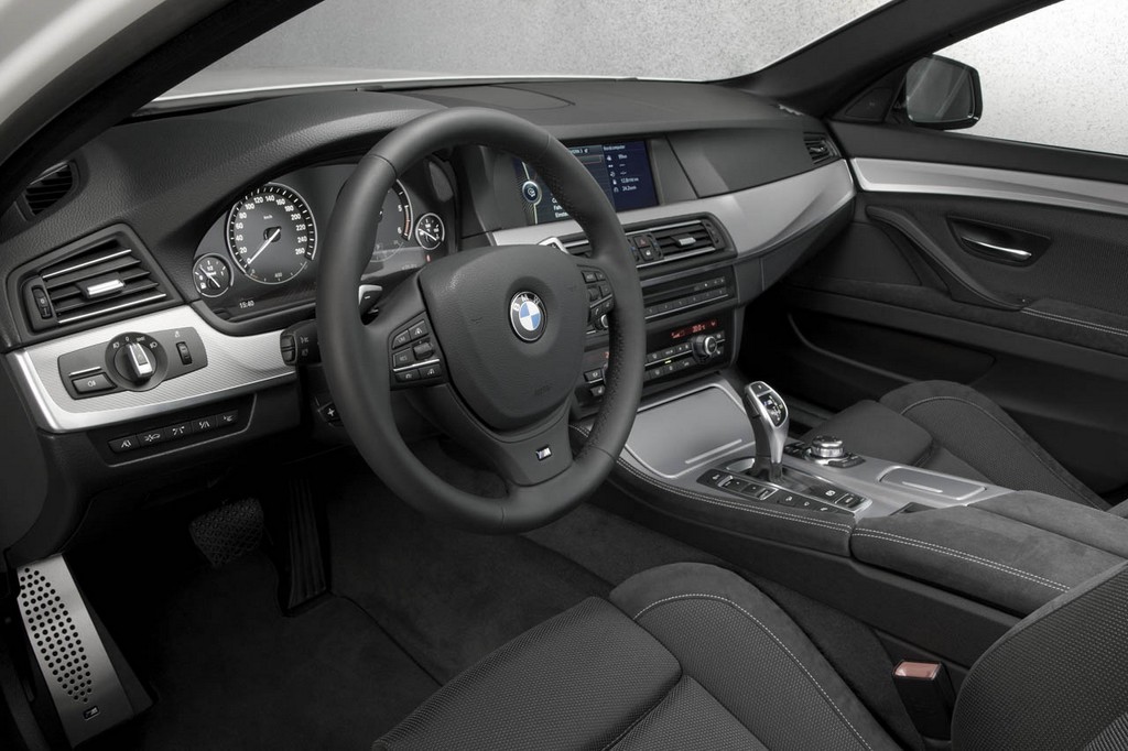 2012 M550d interior