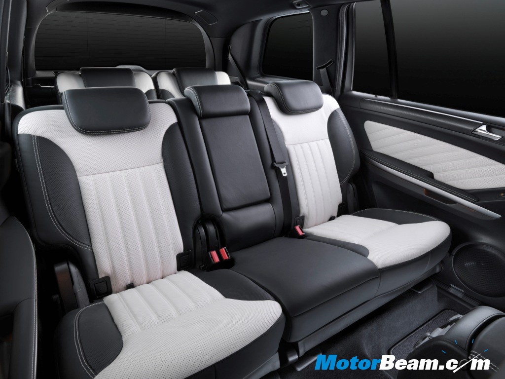 2012 Mercedes GL Grand interior