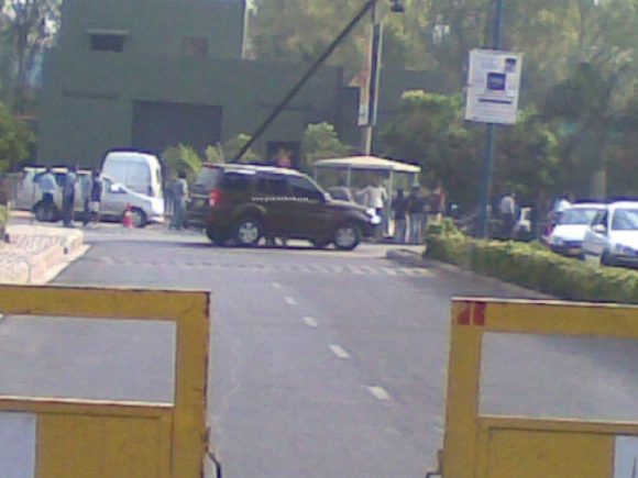 2012 Tata Safari Storm side