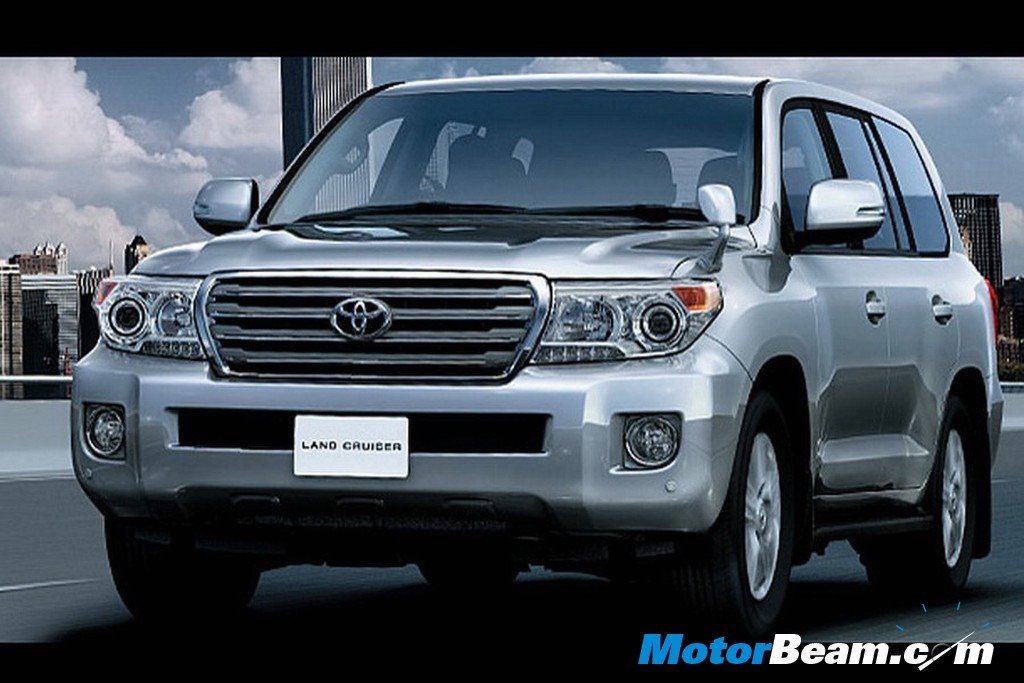 2012 Toyota Land Cruiser front
