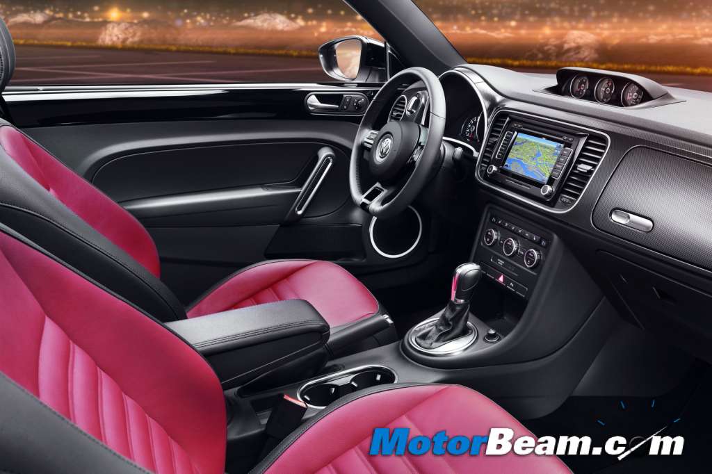 2012_Volkswagen_Beetle_Interior 2012_Volkswagen_Beetle_Interior