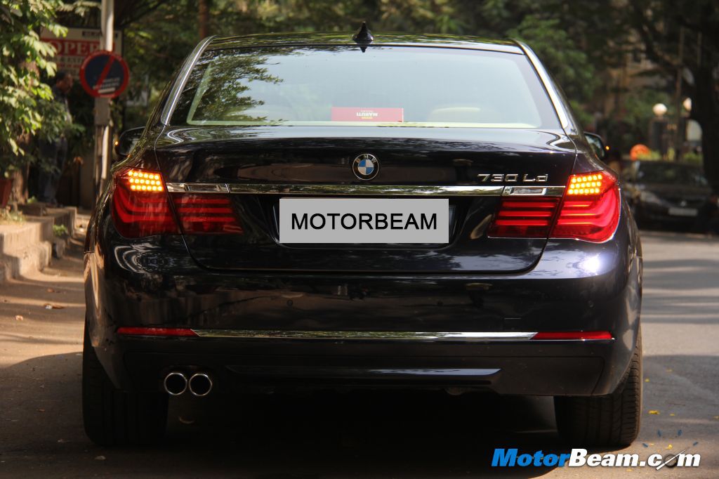 2013 BMW 7-Series Road Test