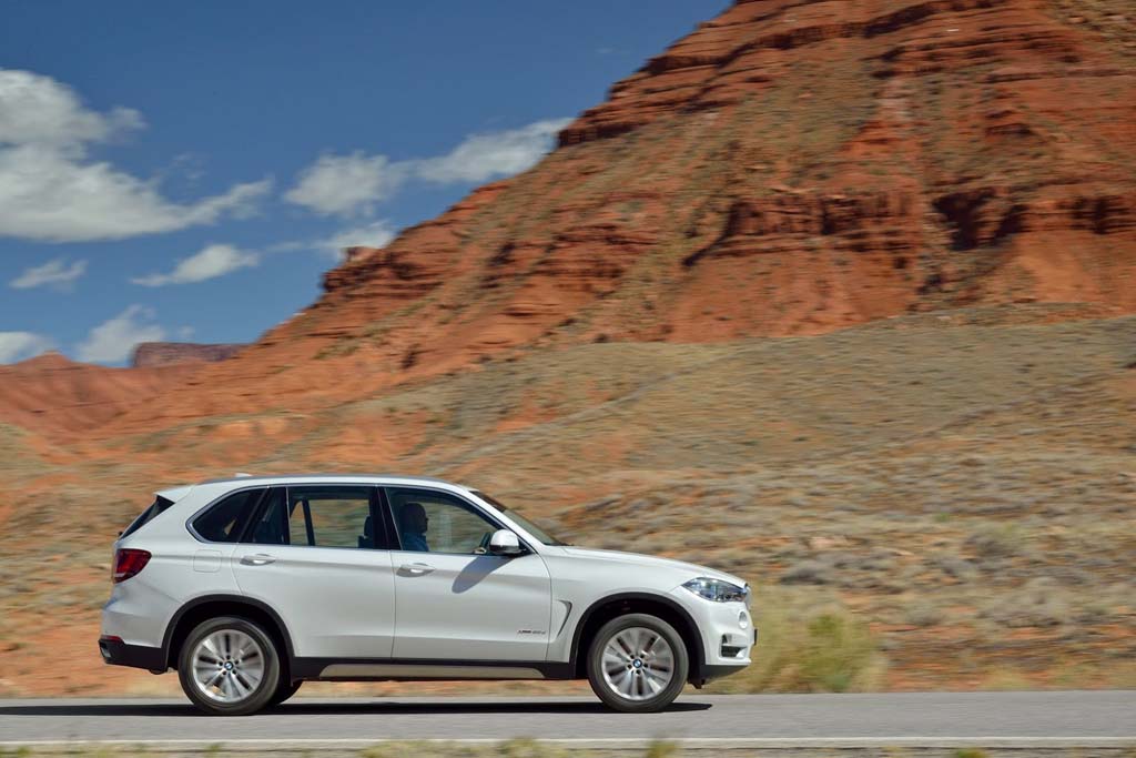 2013 BMW X5 Side