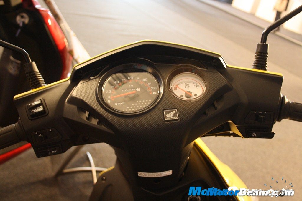 2013 Honda Dio Console