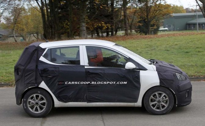 2013 Hyundai i10 side