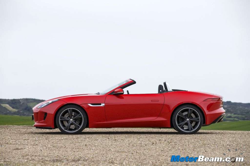 2013 Jaguar F-Type Roof Down