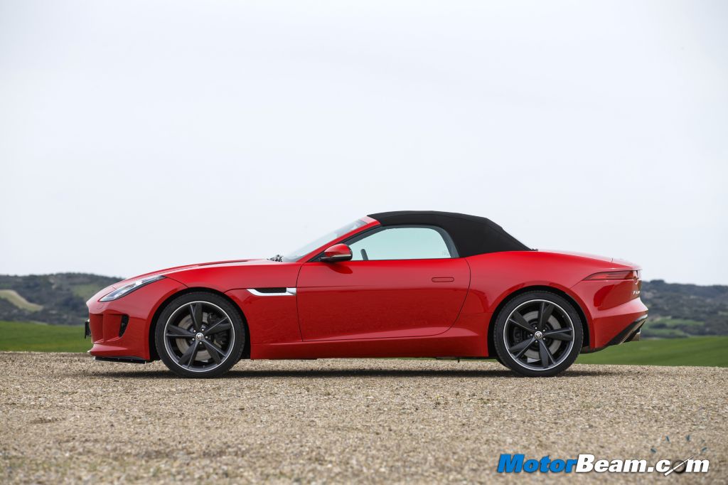 2013 Jaguar F-Type Roof Up