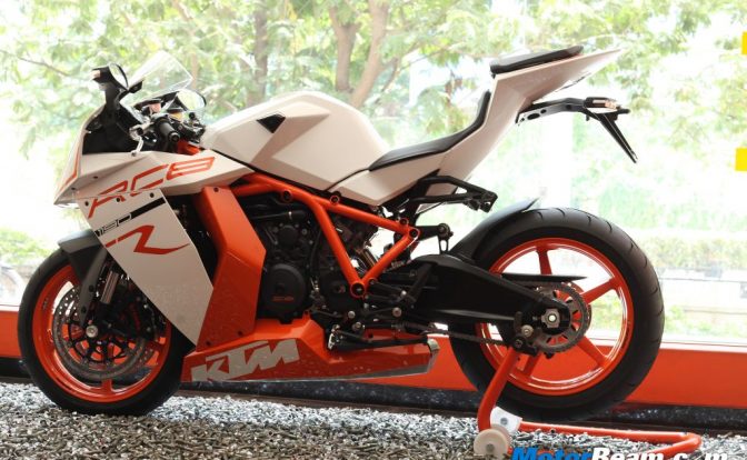 2013 KTM RC8R India