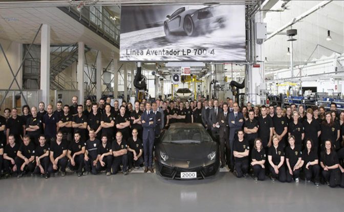 2013 Lamborghini Avetador Factory