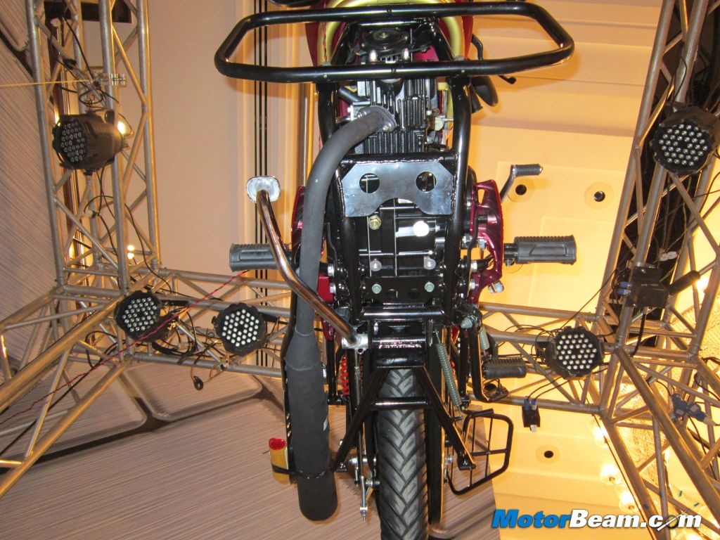 2013-Mahindra-Pantero-Chassis