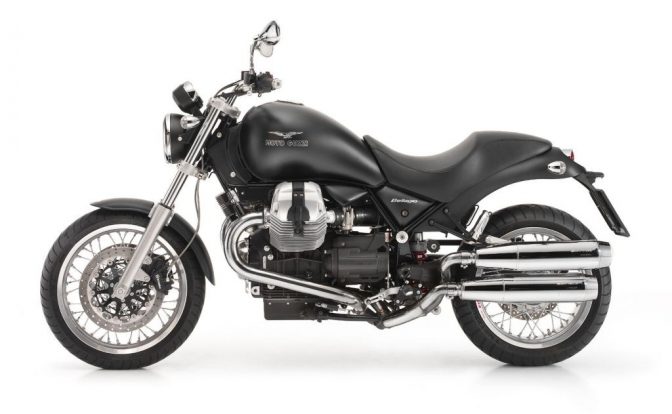 2013 Moto Guzzi Bellagio Side