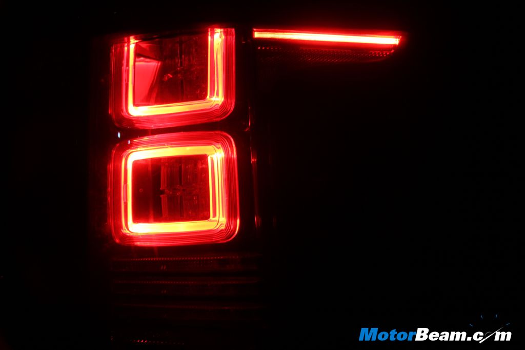 2013 Range Rover Tail Light