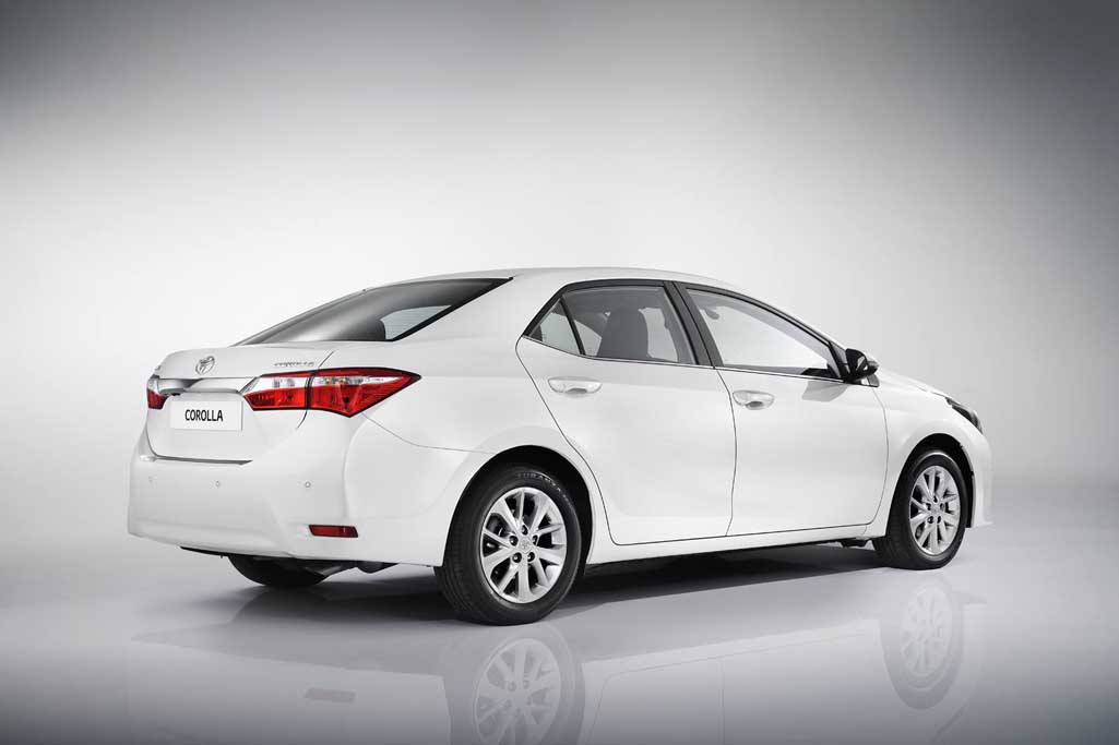 2013 Toyota Corolla Body Lines