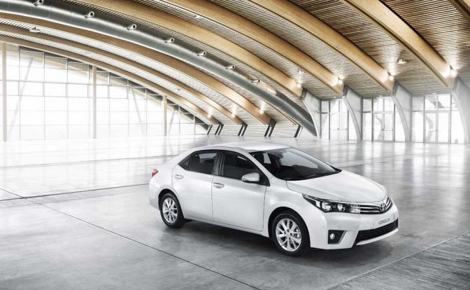 2013 Toyota Corolla Design