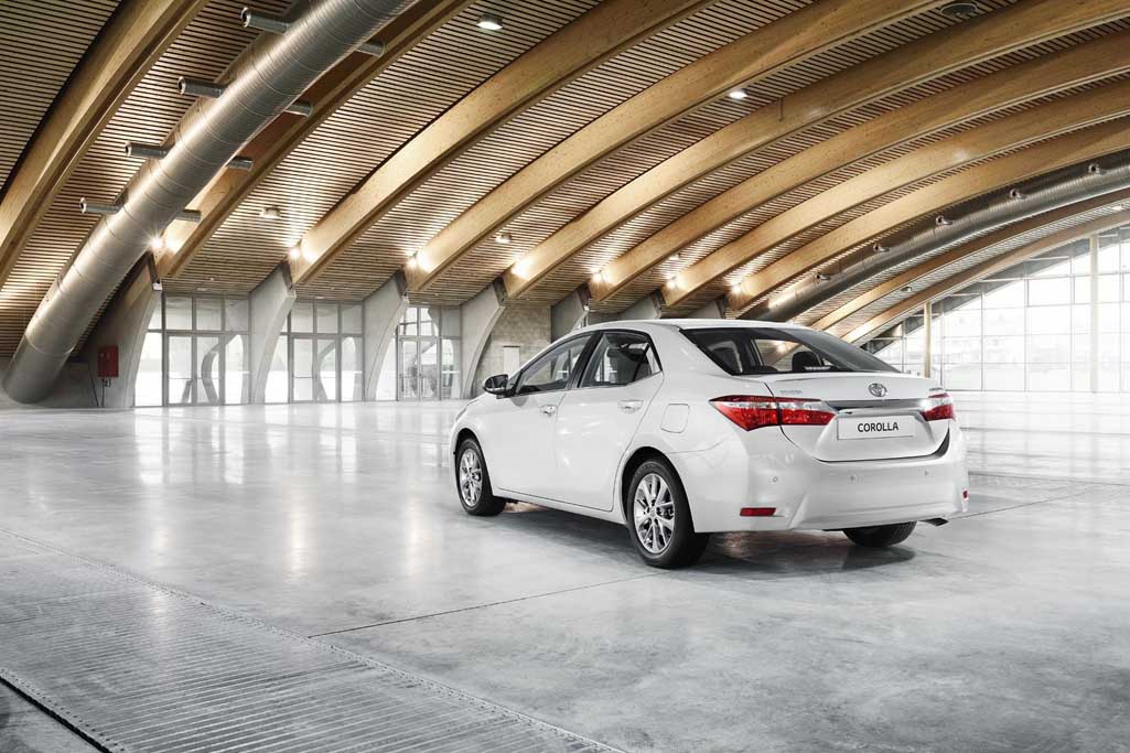 2013 Toyota Corolla Side Rear