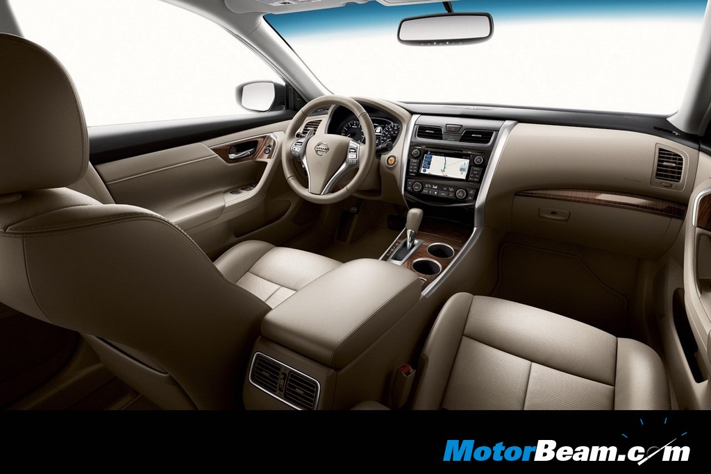 2013 Nissan Altima interiors 2013 Nissan Altima interiors