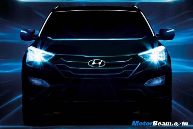 2013 Santa Fe Fluidic Styling