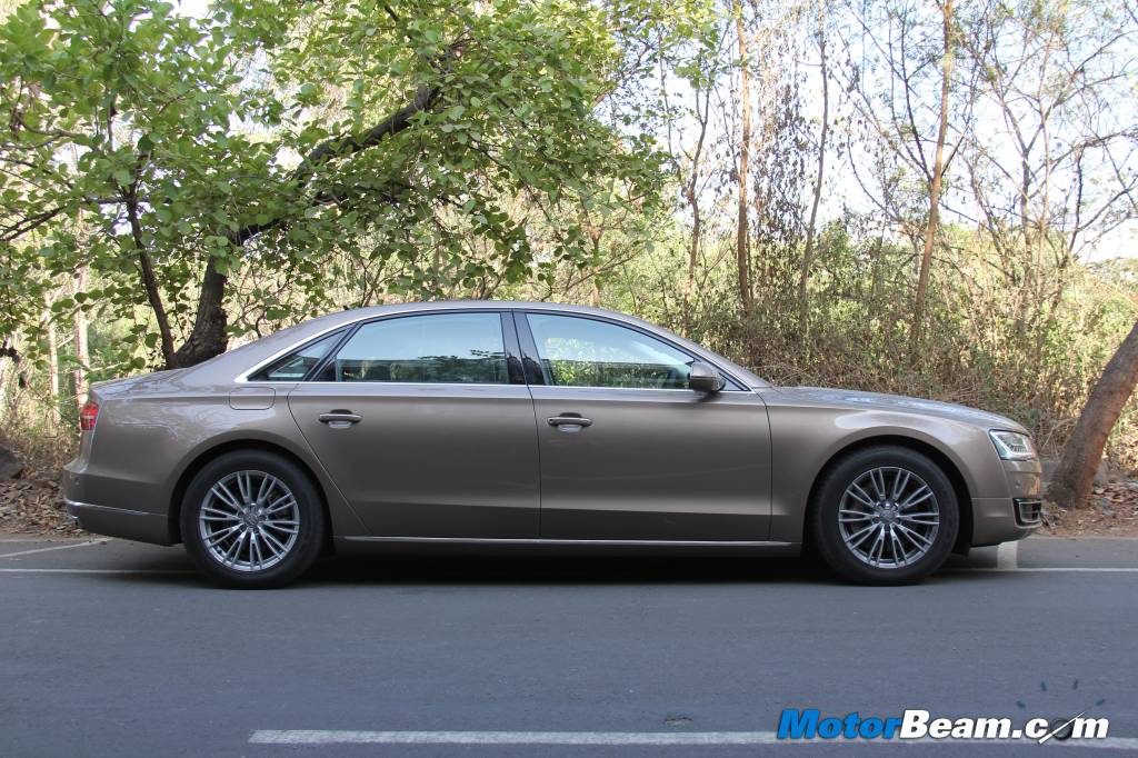 2014 Audi A8L Test Drive