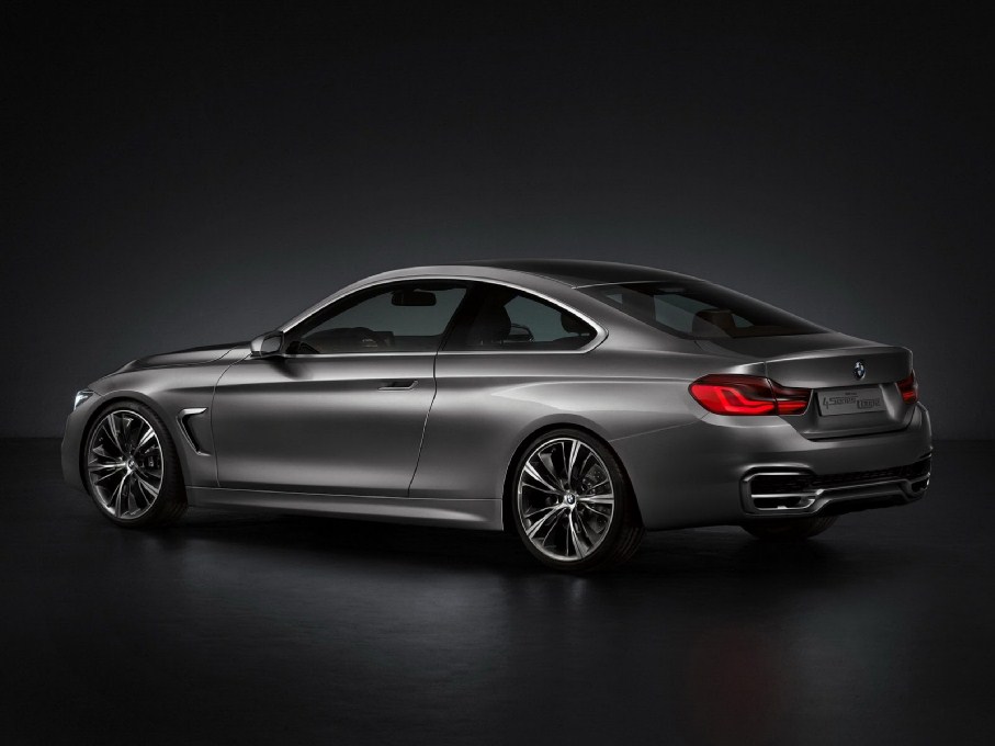 2014 BMW 4-Series Coupe Side