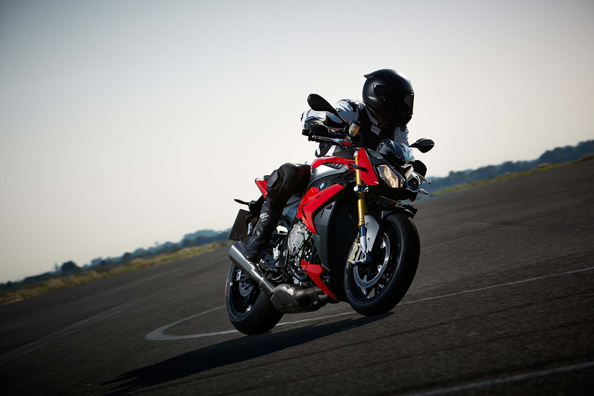 2014 BMW S1000R Action