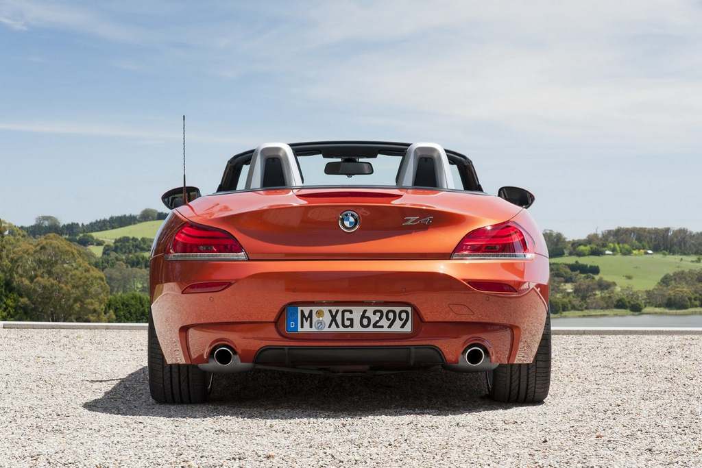 2014 BMW Z4 Roadster rear