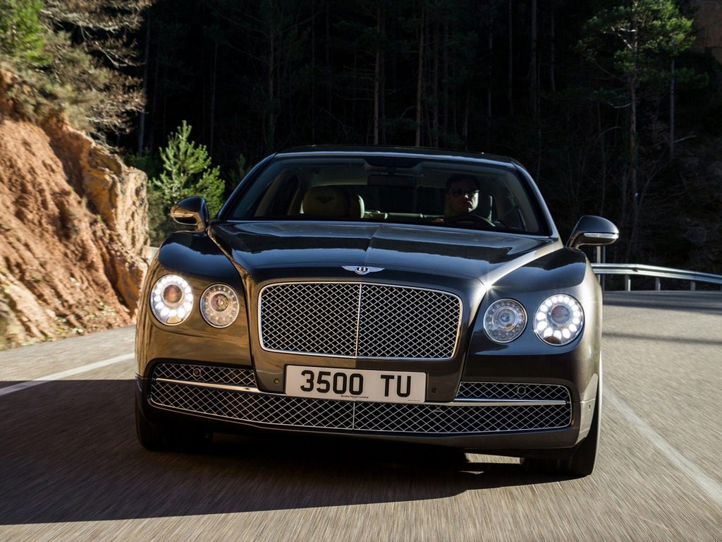 2014 Bentley Continental Flying Spur Front
