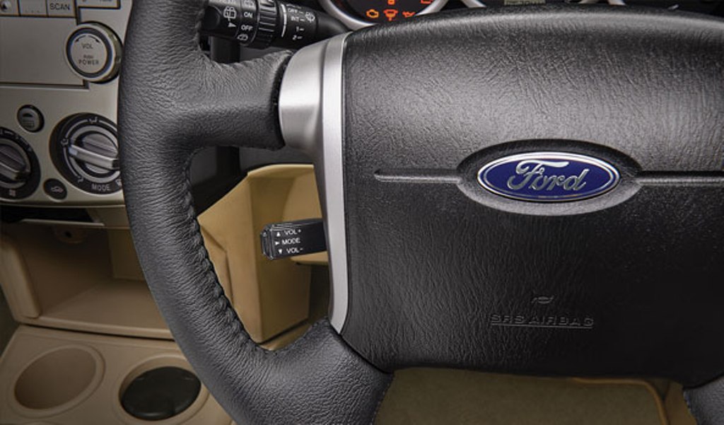 2014 Ford Endeavour Cruise Control