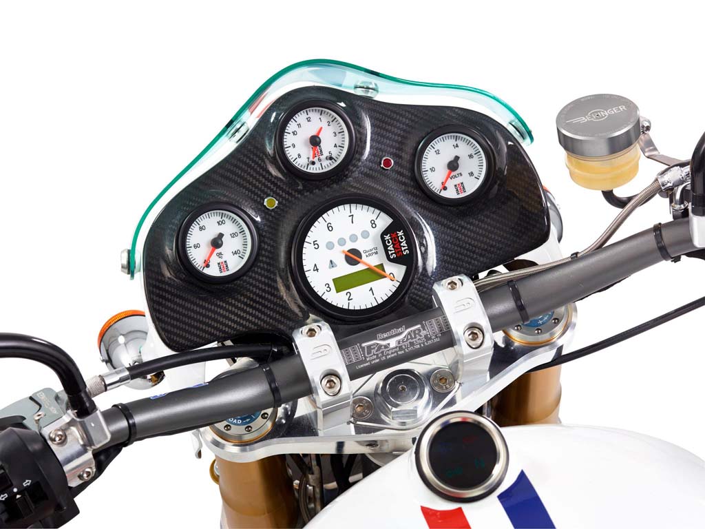 2014 Hesketh 24 Clocks