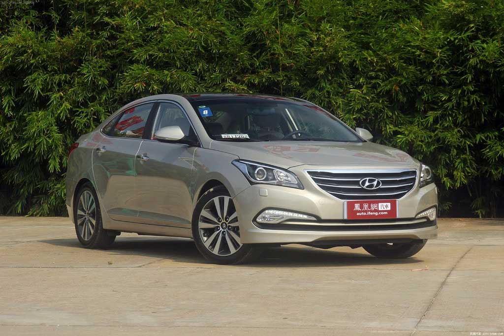 2014 Hyundai Mistra Sedan Front