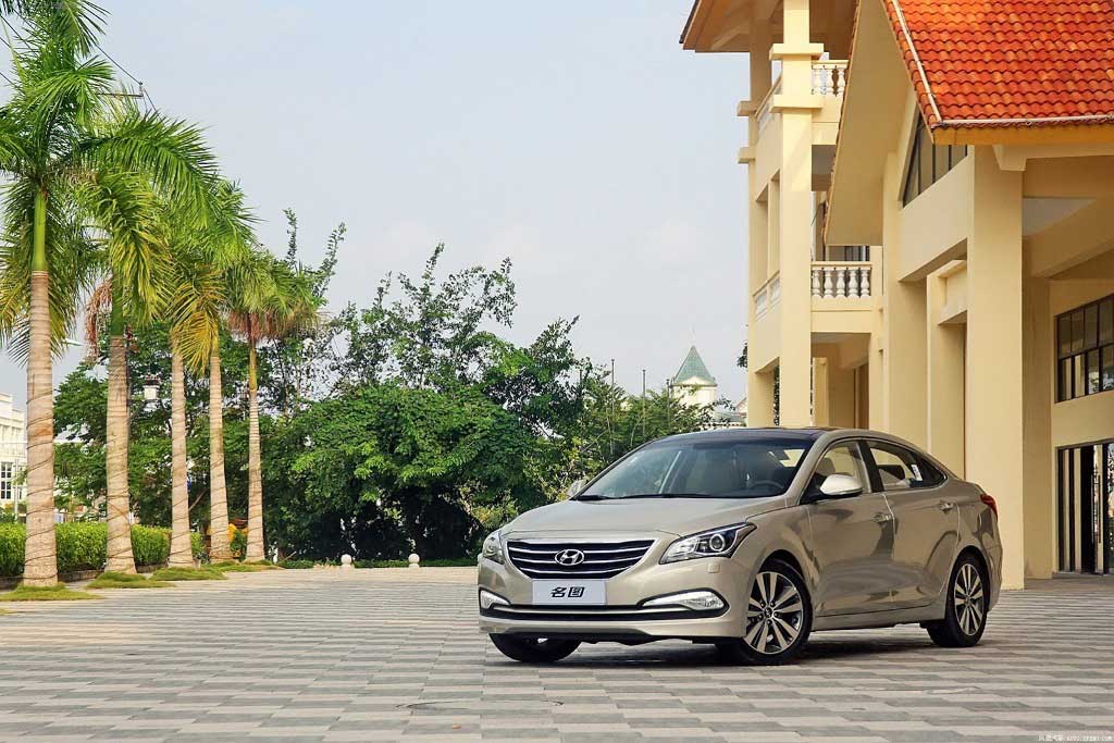 2014 Hyundai Mistra Sedan Unveil